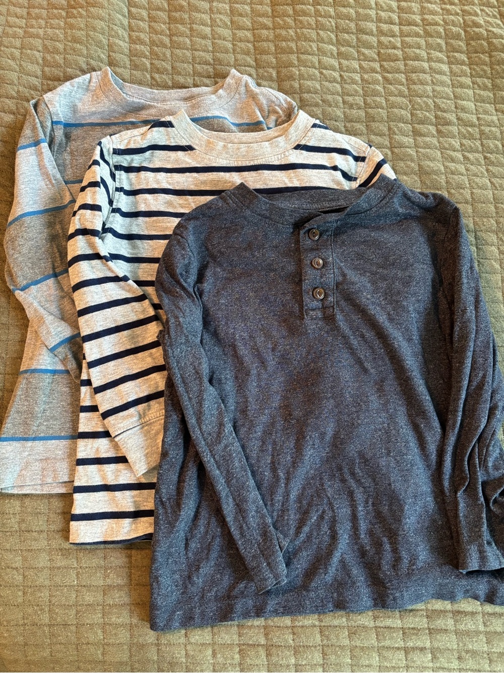 Bundle of three Old Navy/Carters long sleeve tees in blue and gray size XS